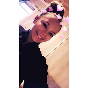 Meet your Posher, Skyler